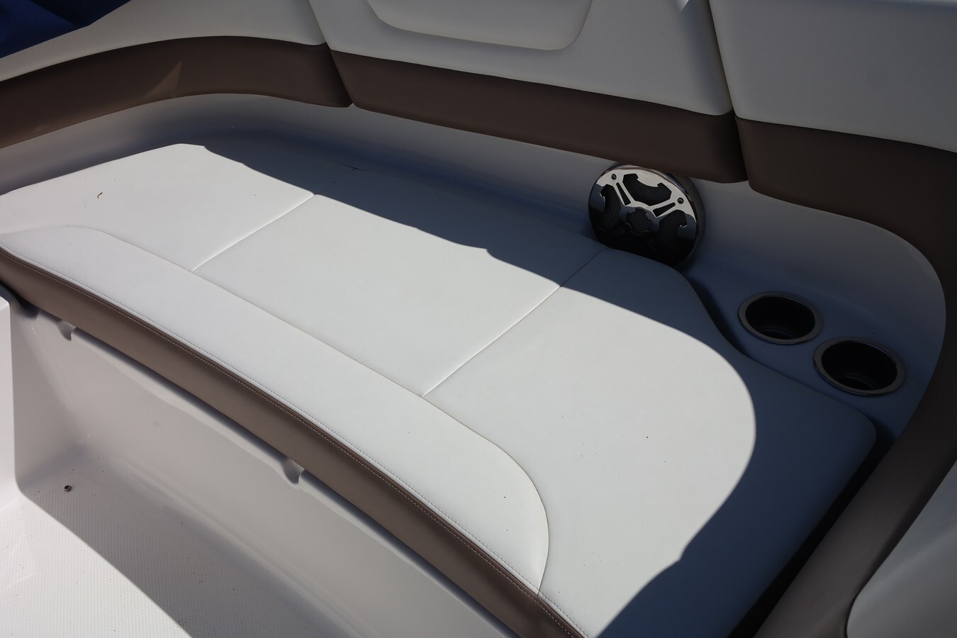 2015-chaparral-24-10-5bc505