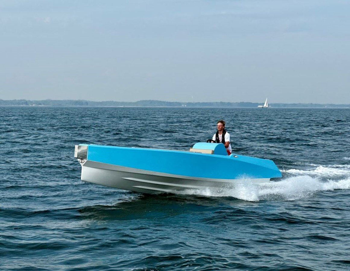 2015-corby-yachts-18-1-003e59