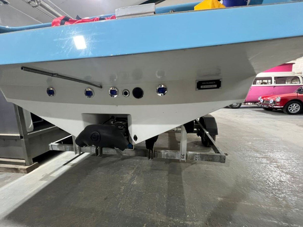 2015-corby-yachts-18-1-003e59