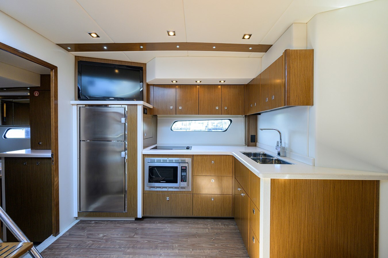 2015-cruiser-yachts-48-1b4d2f