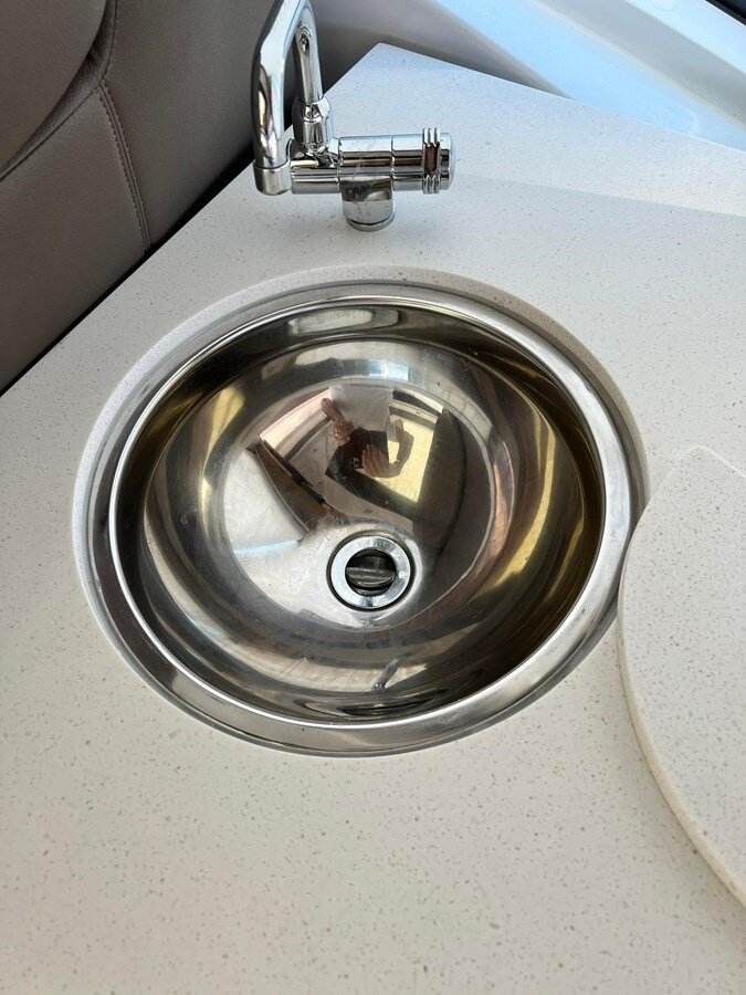 2015-cruisers-yachts-41-2aa49b