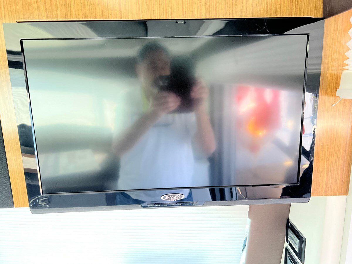 2015-cruisers-yachts-41-2aa49b