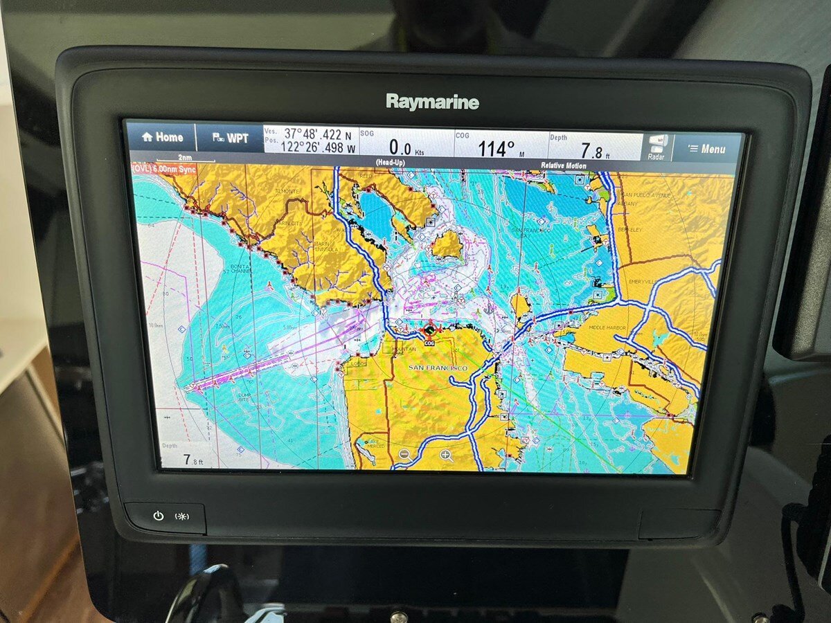 2015-cruisers-yachts-41-2aa49b