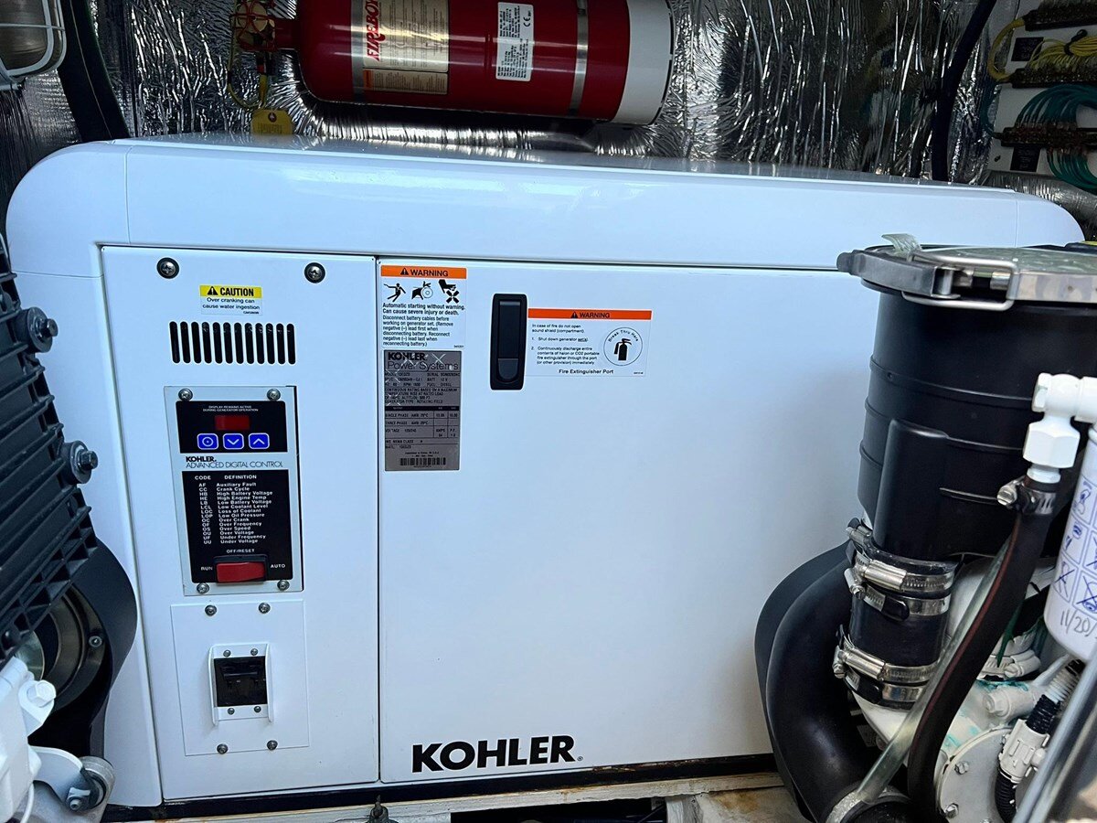 2015-cruisers-yachts-41-2aa49b