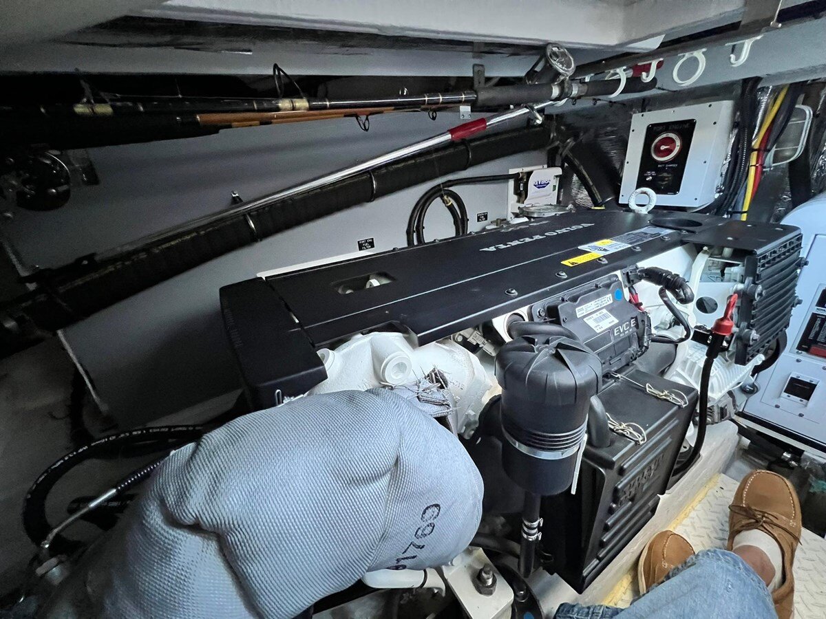 2015-cruisers-yachts-41-2aa49b