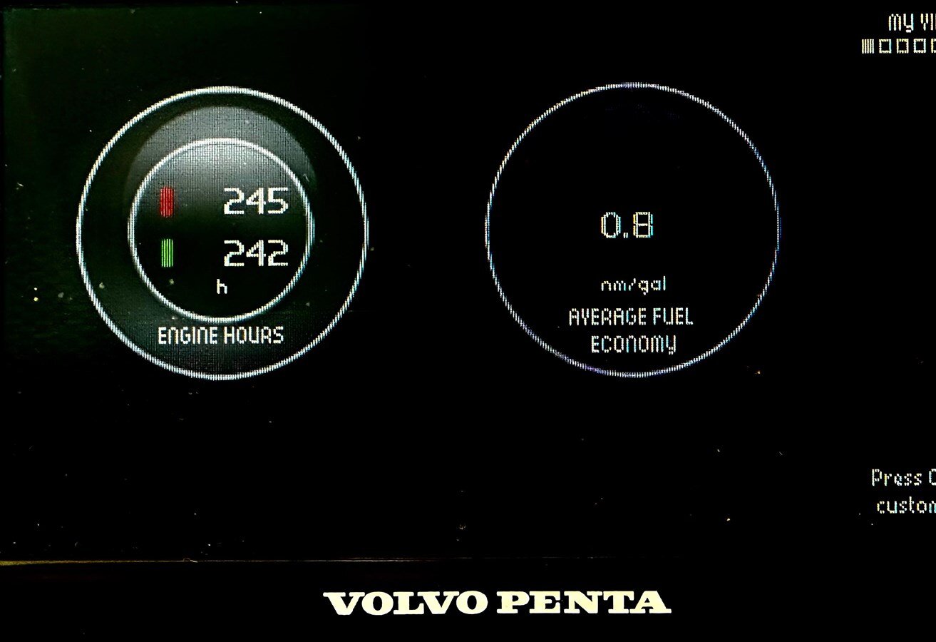 2015-cruisers-yachts-41-2aa49b