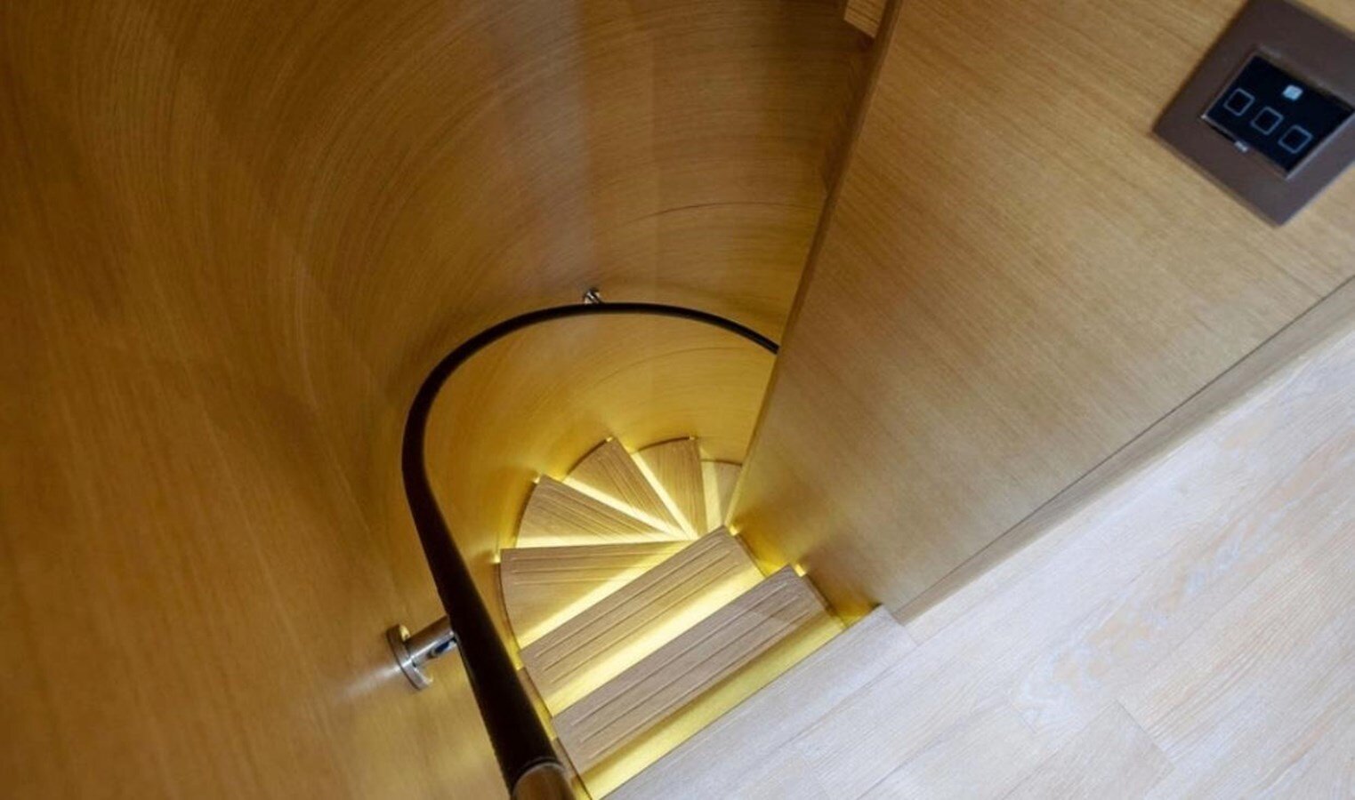 2015-custom-line-92-22b892