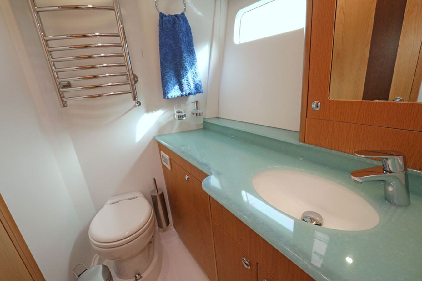 2015-discovery-58-8-af4934