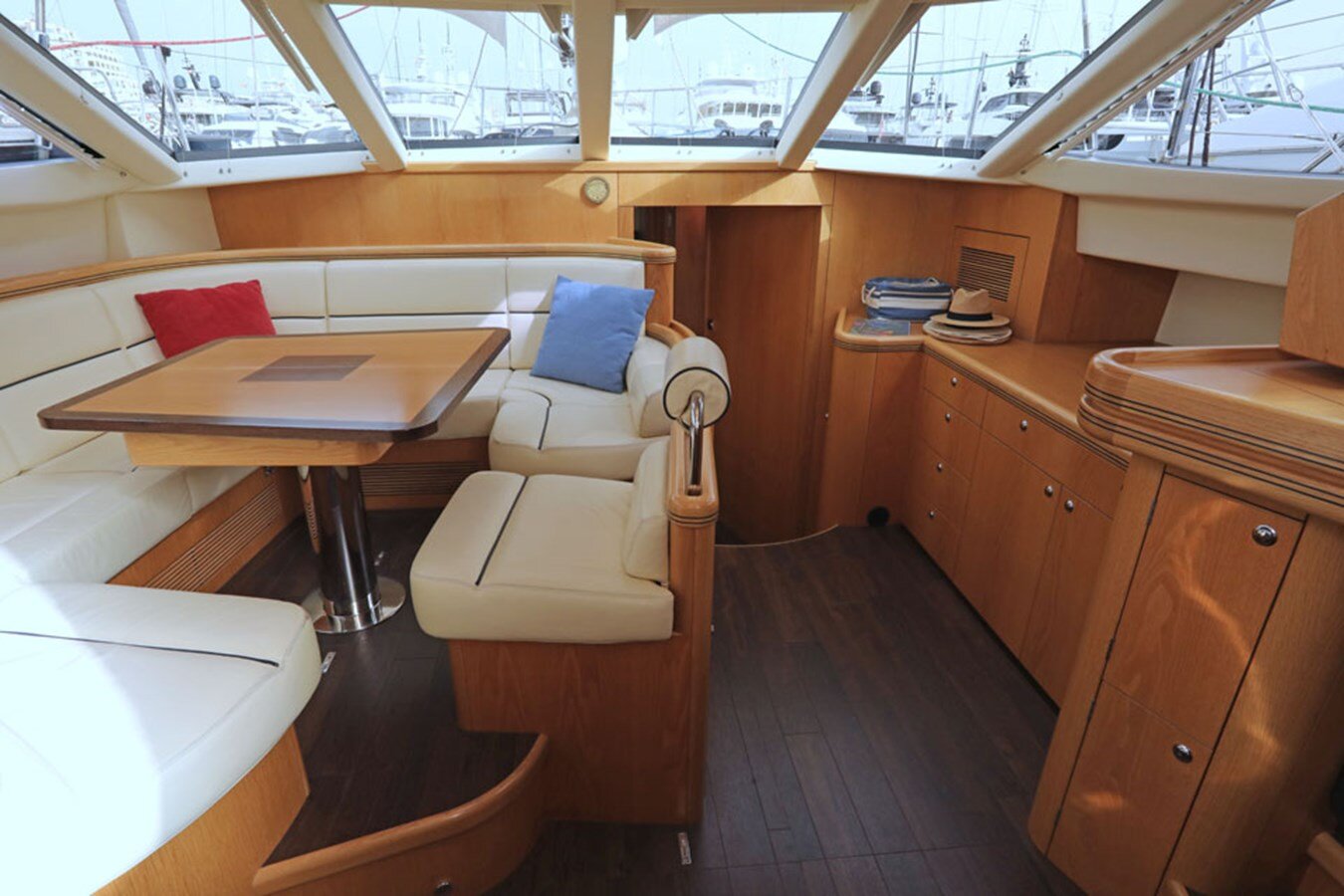 2015-discovery-58-8-af4934