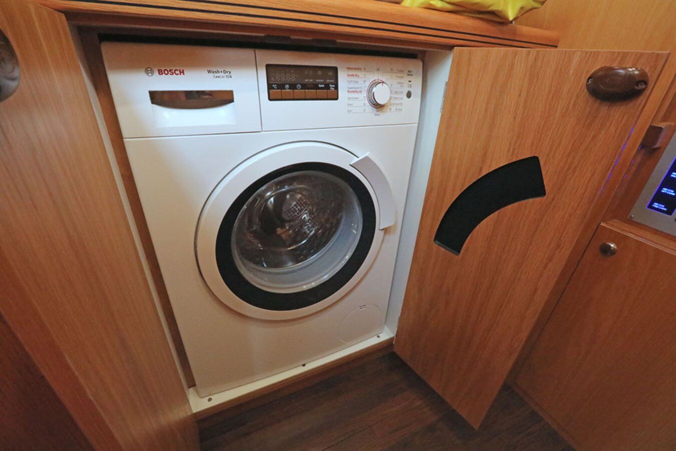 2015-discovery-58-8-af4934