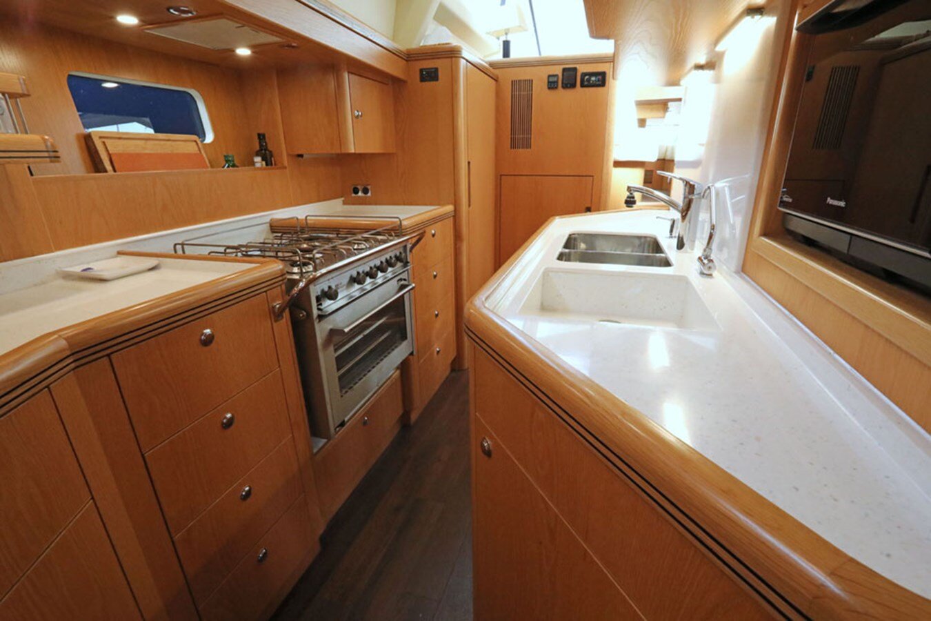 2015-discovery-58-8-af4934