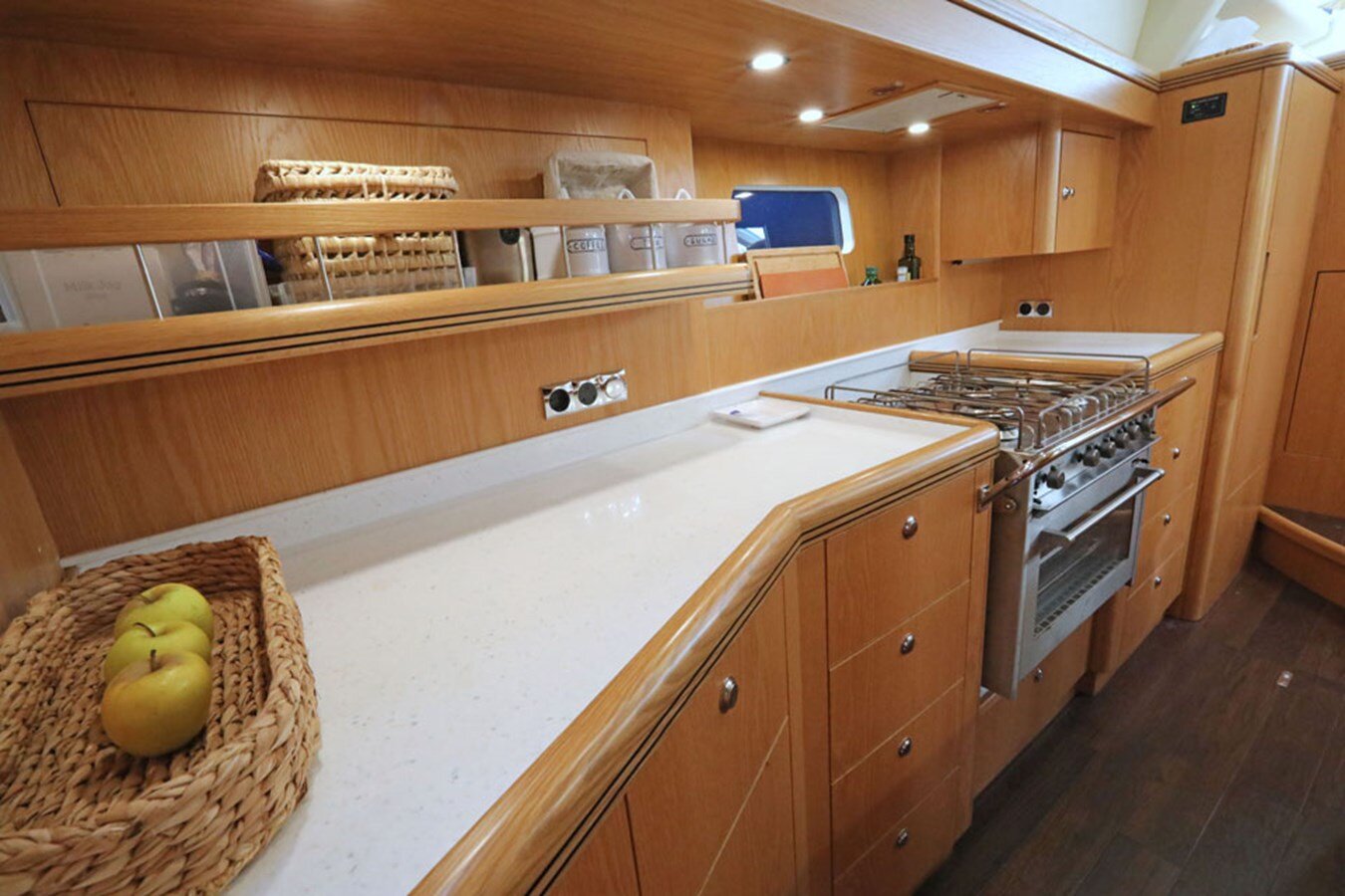 2015-discovery-58-8-af4934