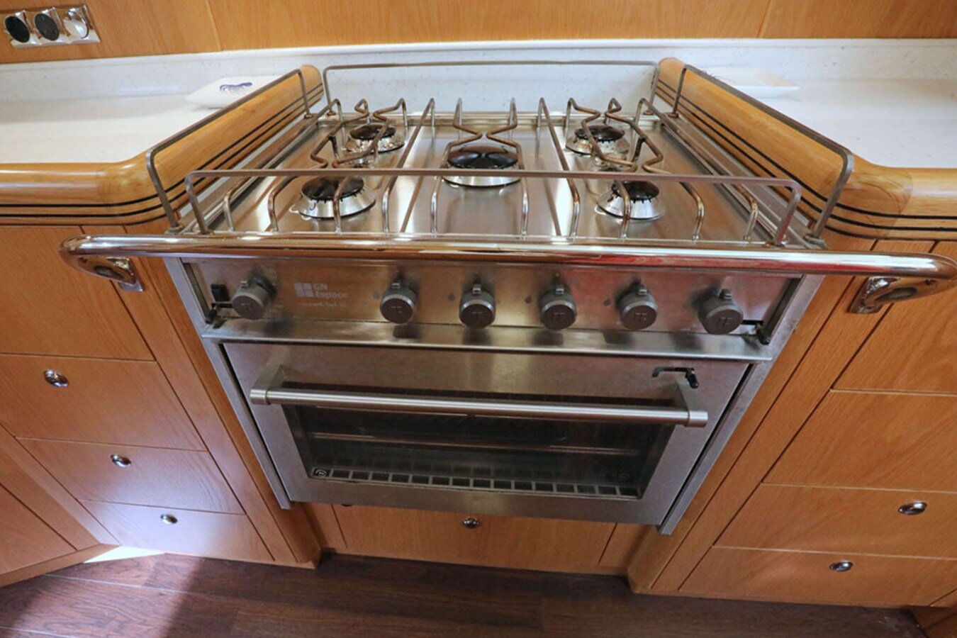 2015-discovery-58-8-af4934