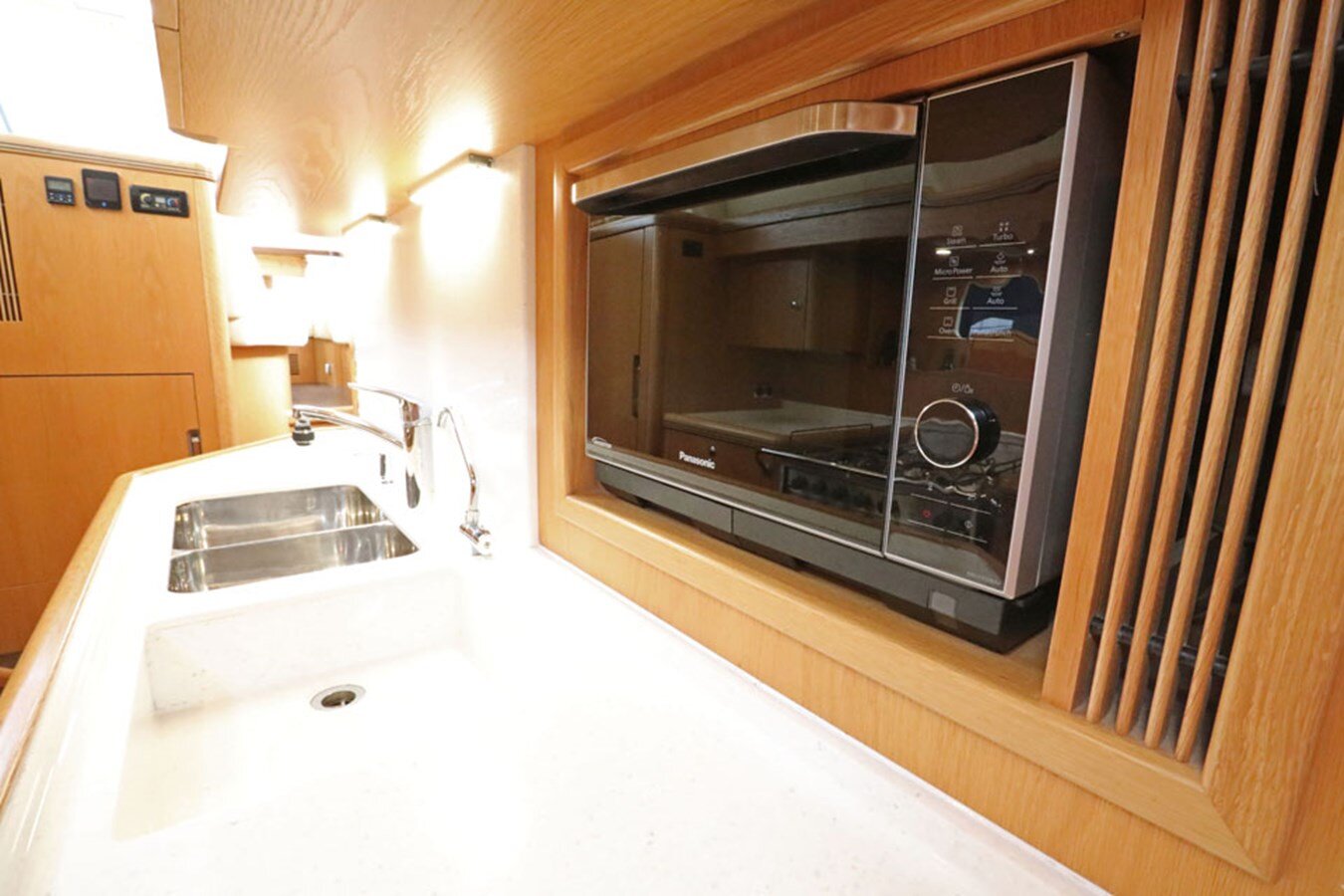 2015-discovery-58-8-af4934