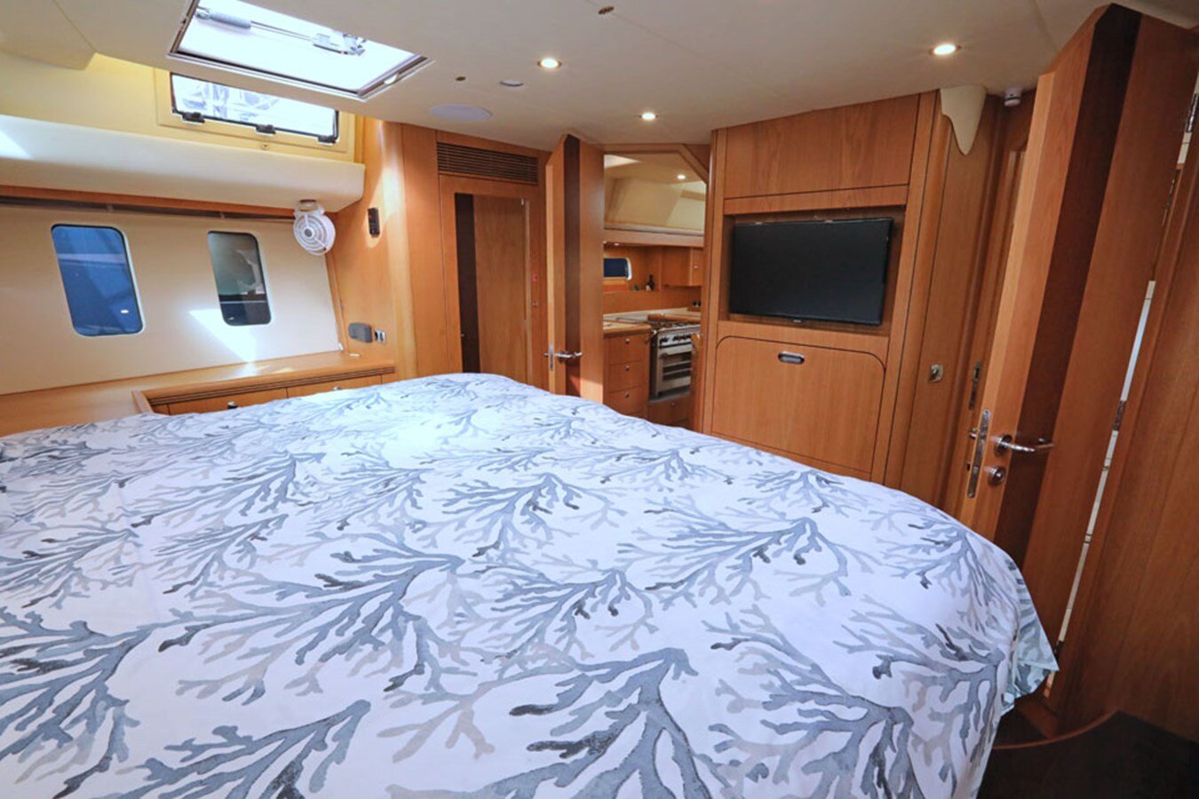 2015-discovery-58-8-af4934