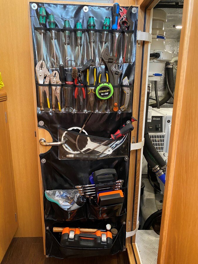 2015-discovery-58-8-af4934