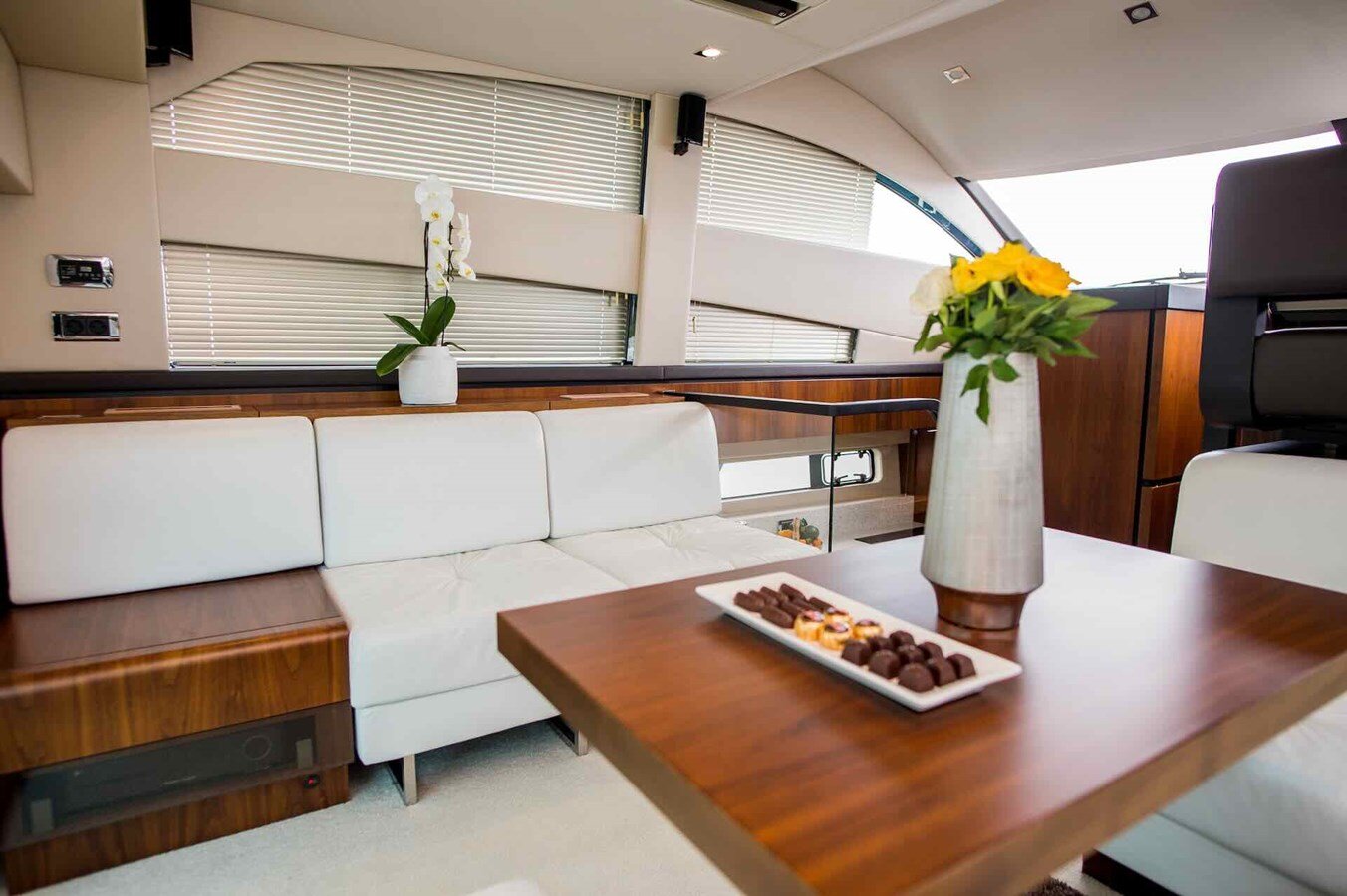 2015 FAIRLINE 41' 6