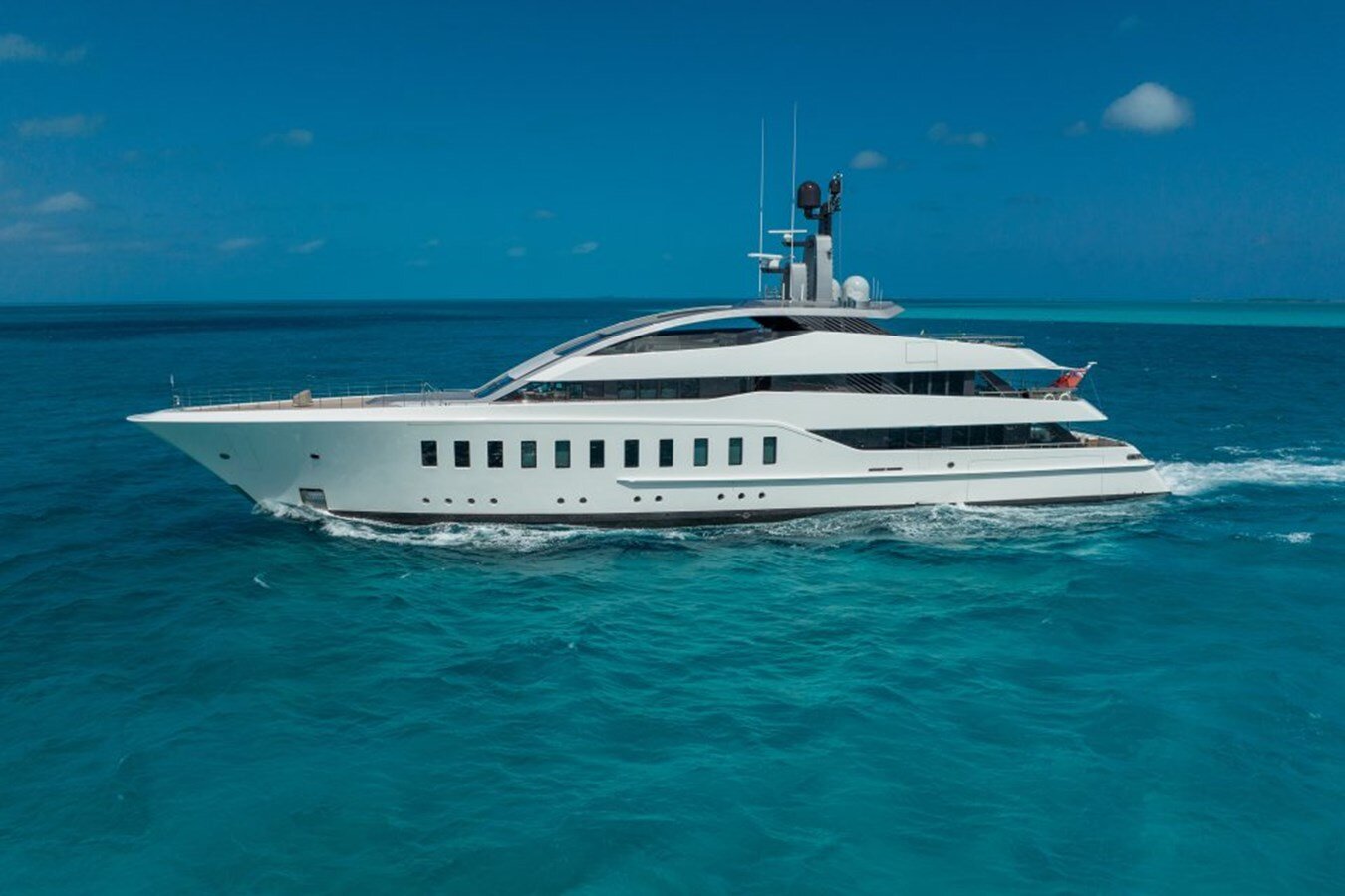 2015 FEADSHIP 188' 4