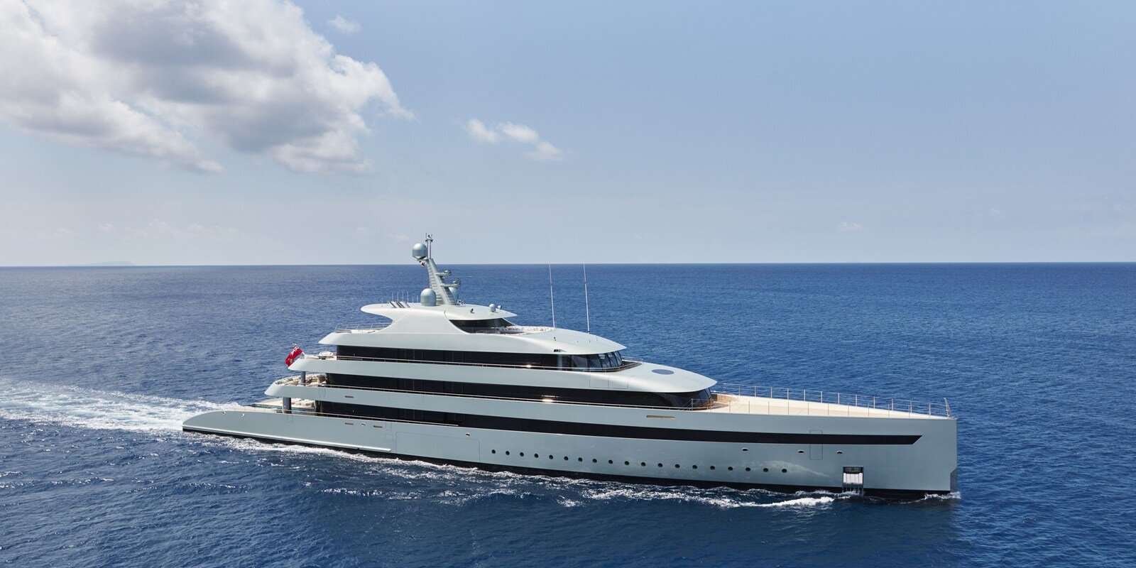 2015 FEADSHIP 274'