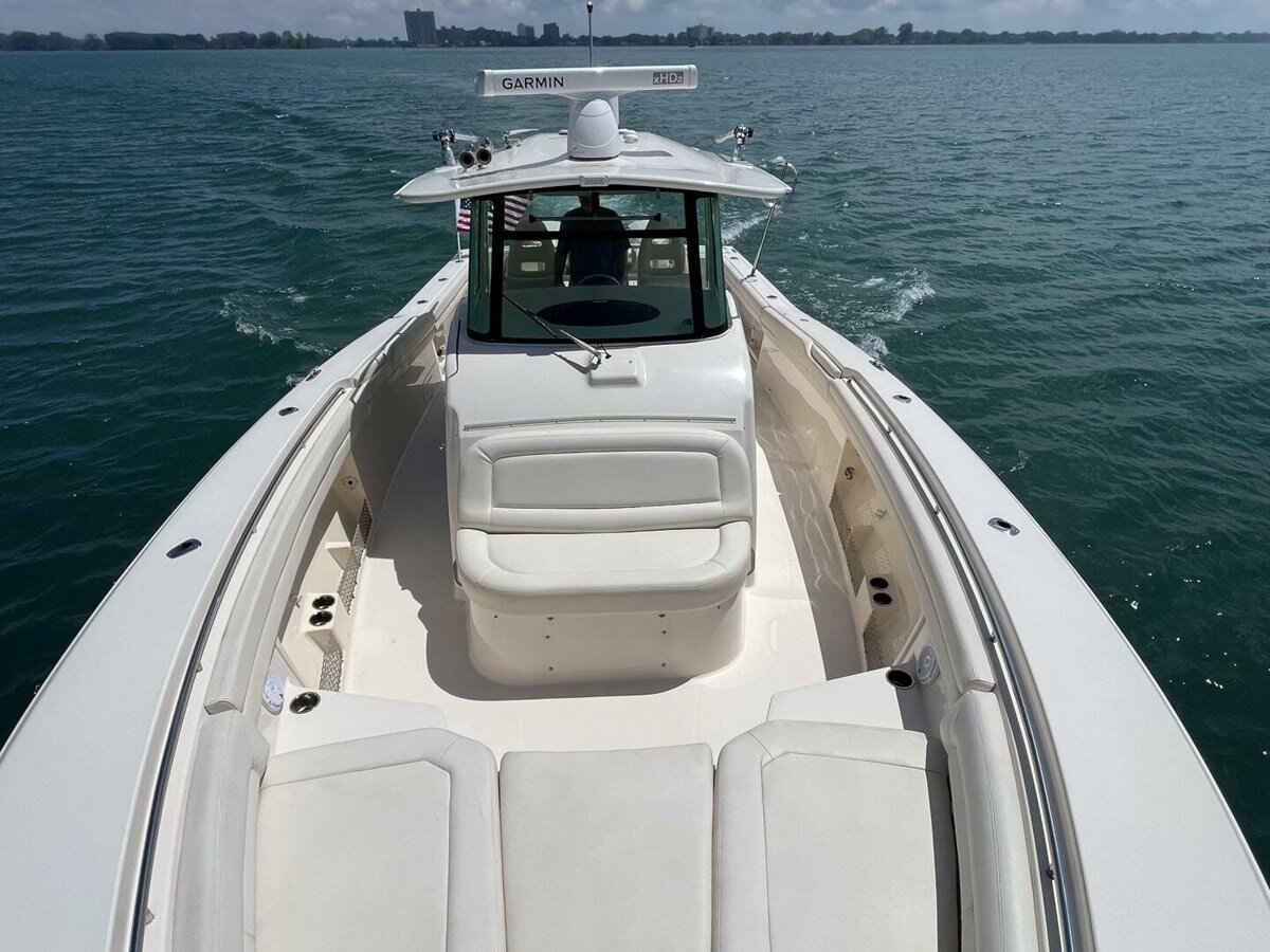 2015-grady-white-37-5e86aa