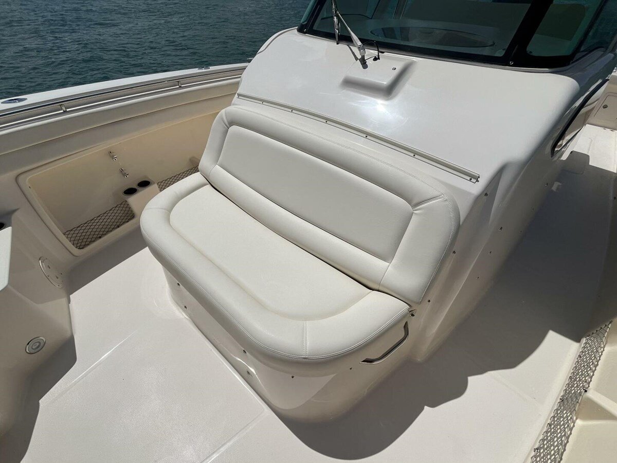 2015-grady-white-37-5e86aa