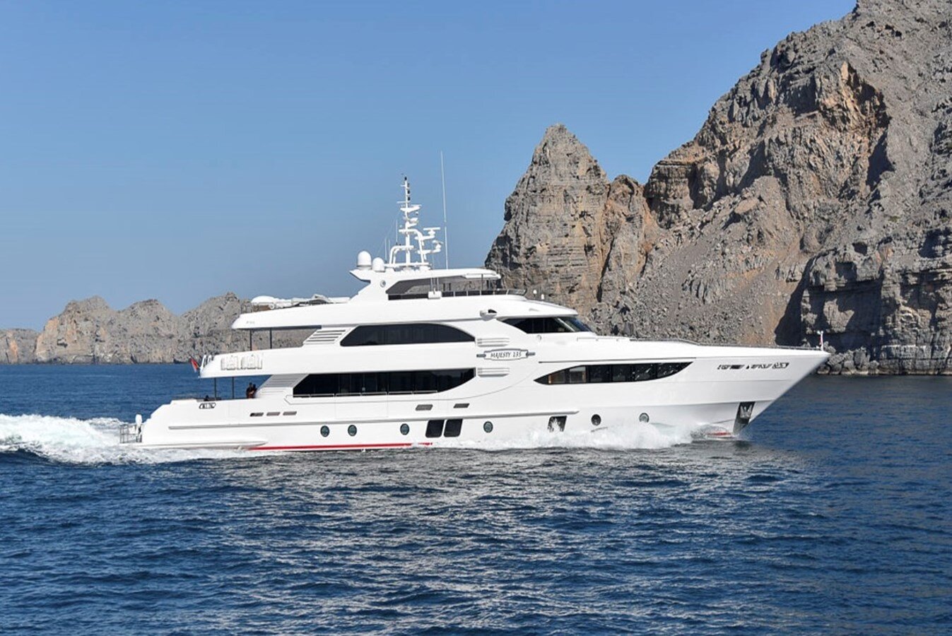 2015-gulf-craft-inc-141-1-eed625