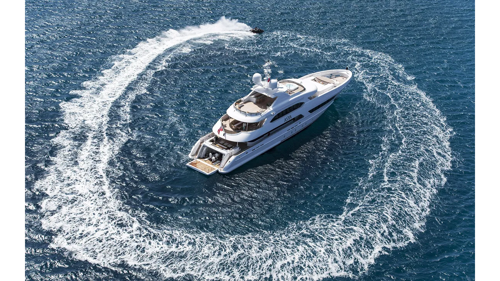 2015-heesen-yachts-154-3-ac1890