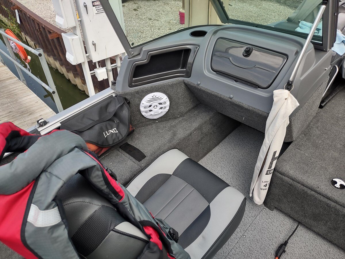 2015-lund-boat-company-16-10-77c440