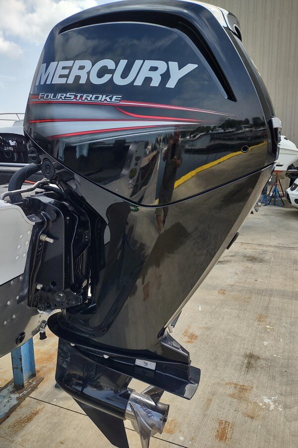 2015-lund-boat-company-16-10-77c440