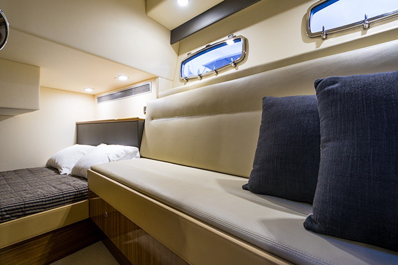 2015-maritimo-44-e14836