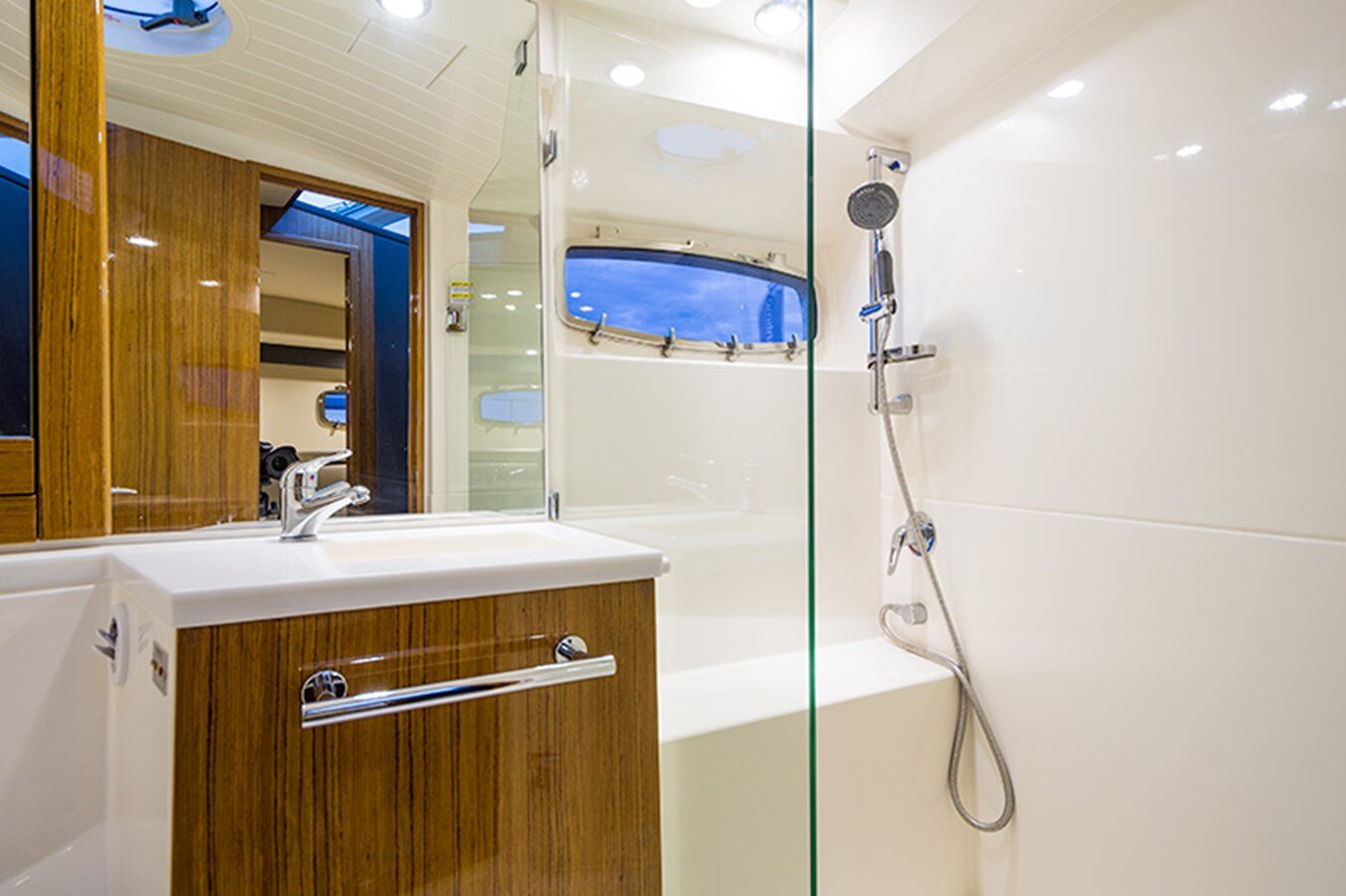 2015-maritimo-44-e14836