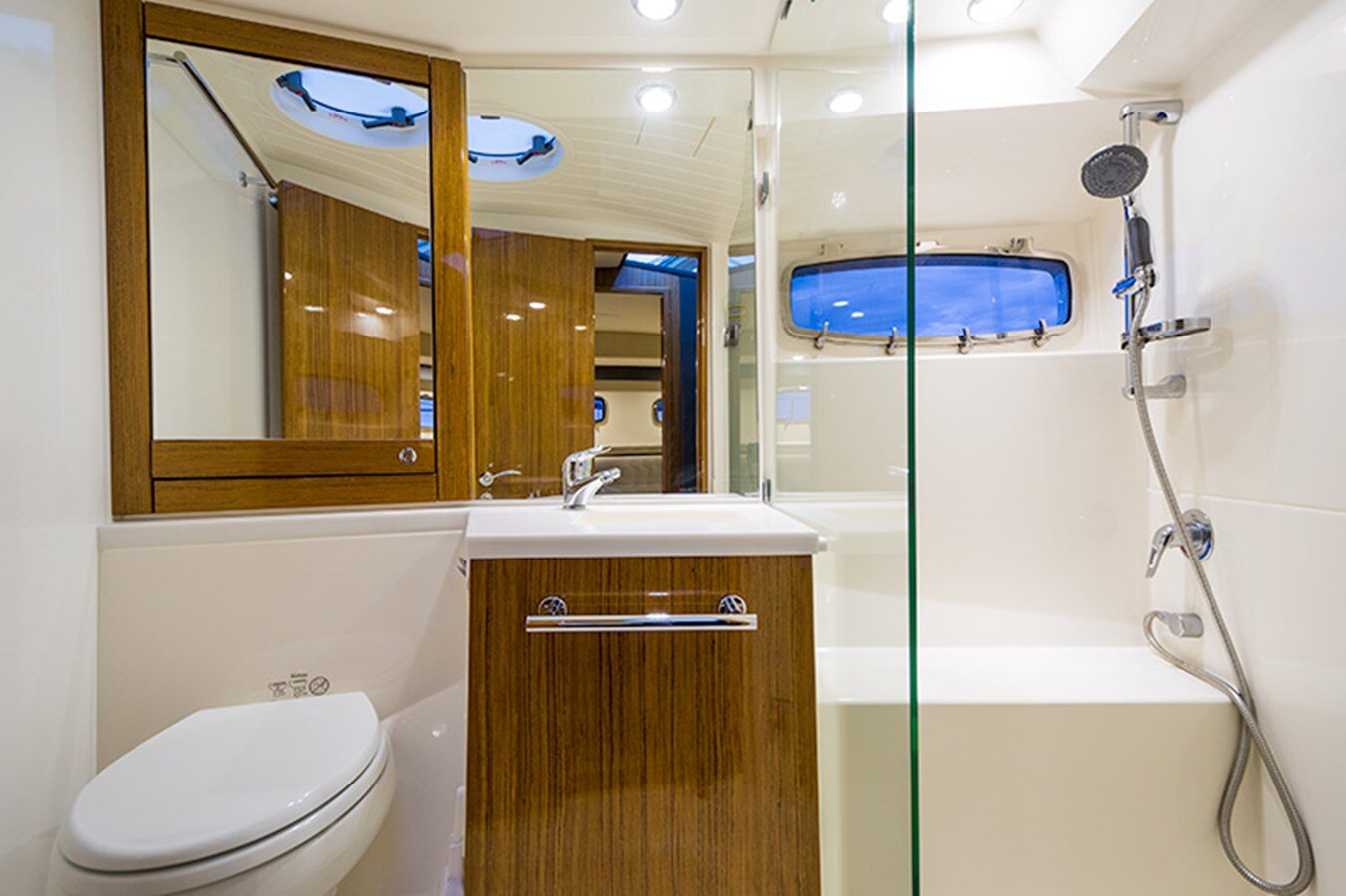 2015-maritimo-44-e14836