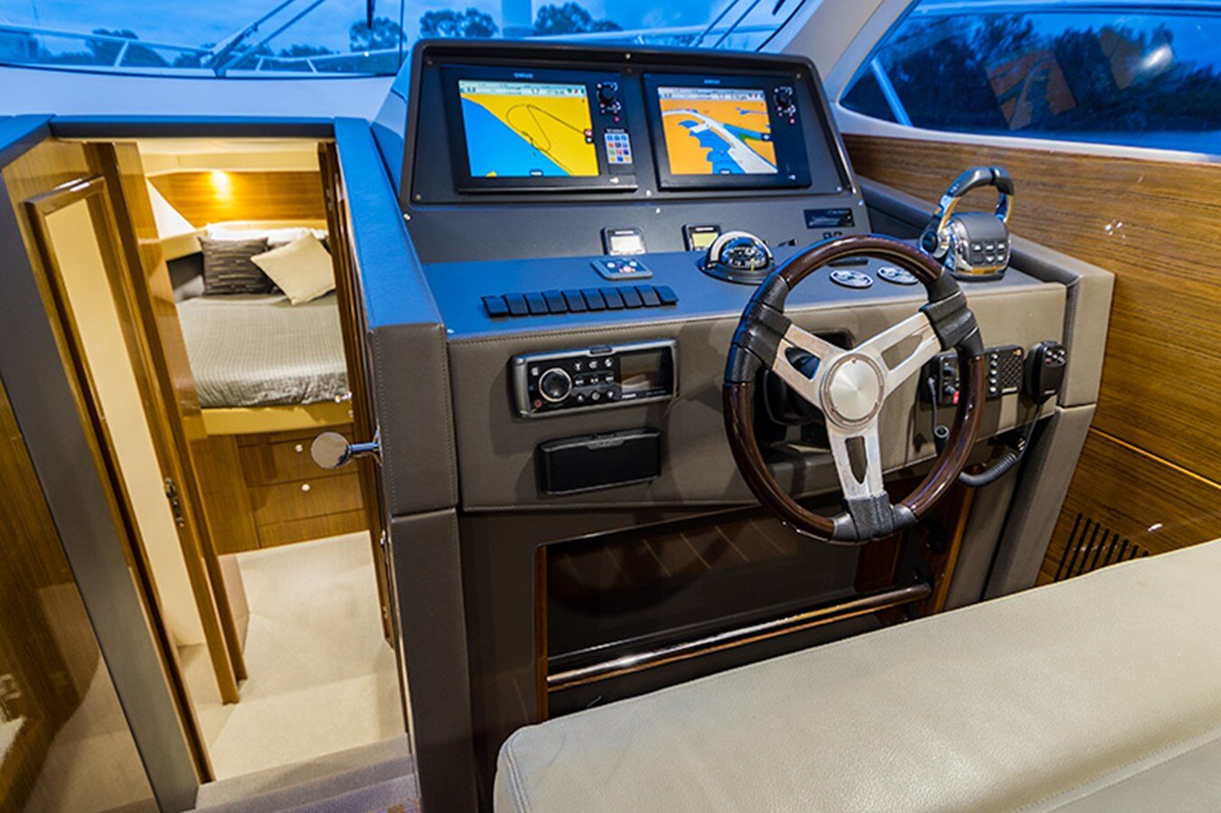 2015-maritimo-44-e14836