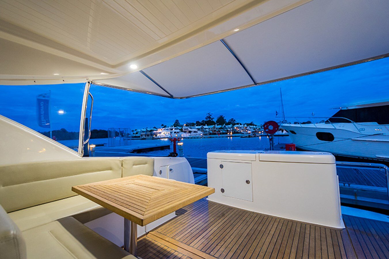 2015-maritimo-44-e14836