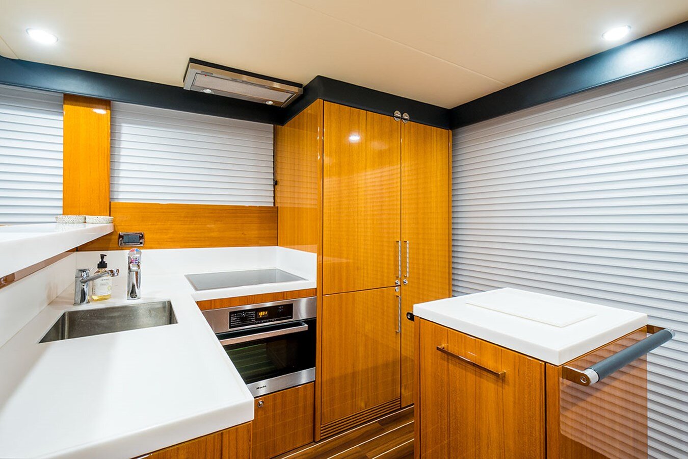 2015-maritimo-57-1-0b3f6c