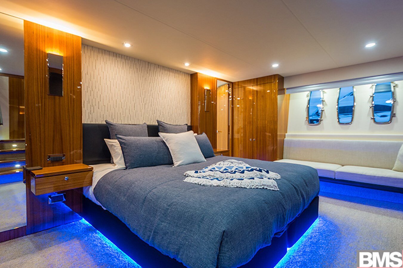 2015-maritimo-70-7-269b44