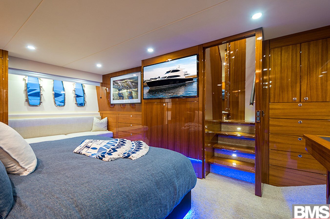 2015-maritimo-70-7-269b44