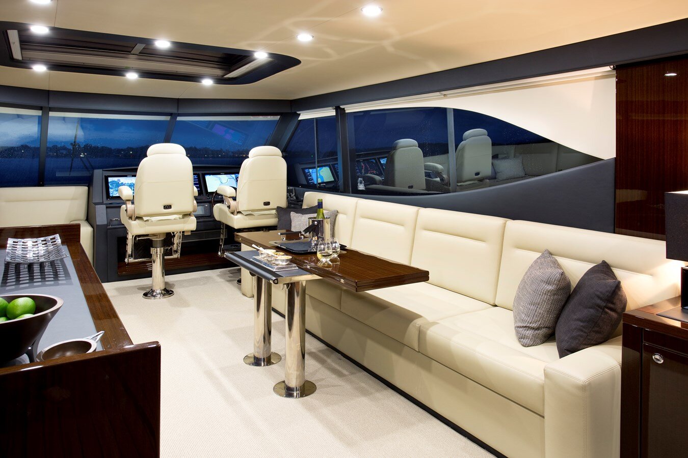 2015-maritimo-70-9-8f3671