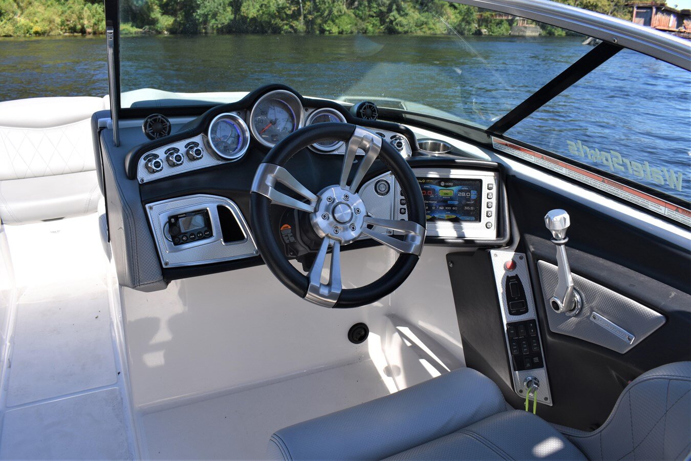 2015-mastercraft-23-0ad7a7