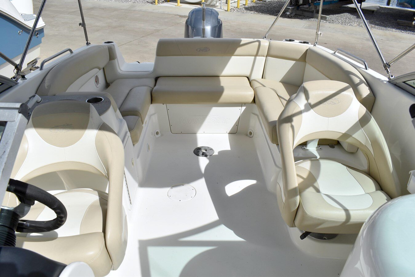 2015-nauticstar-24-077348