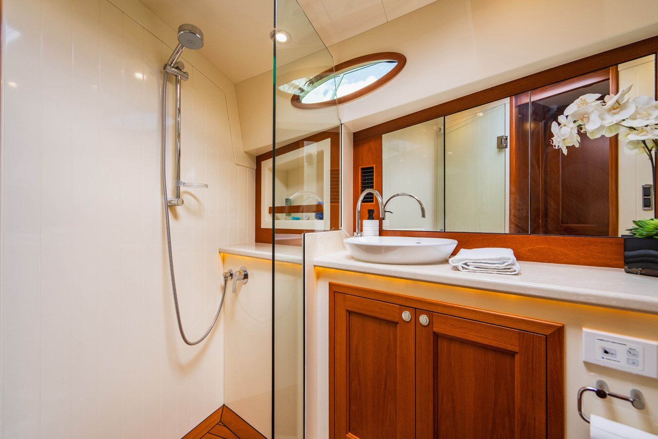 2015-palm-beach-52-21fb05