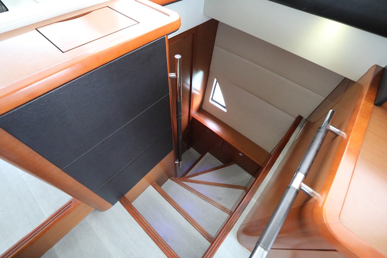 2015-prestige-55-1be88a