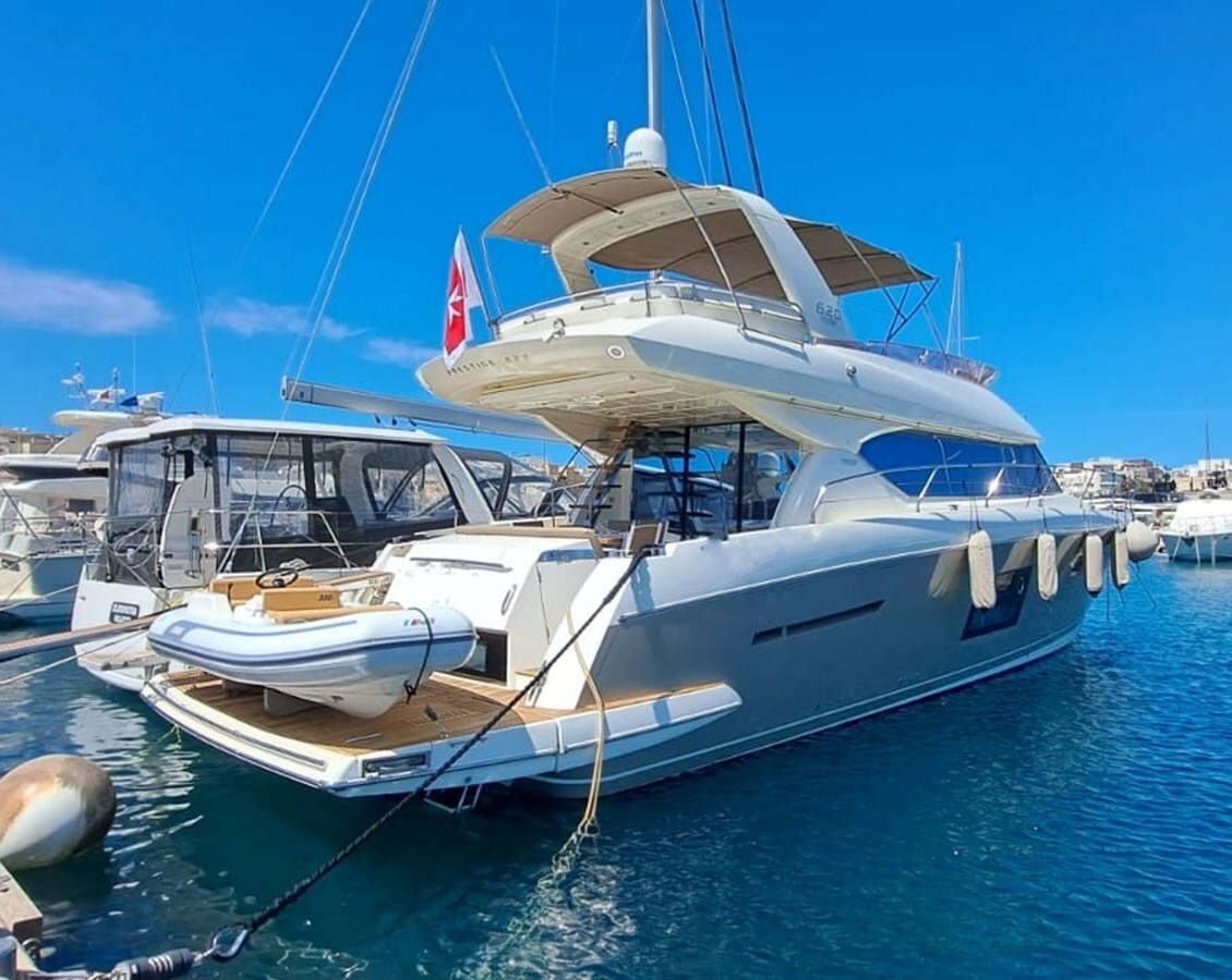 2015-prestige-62-c8066a