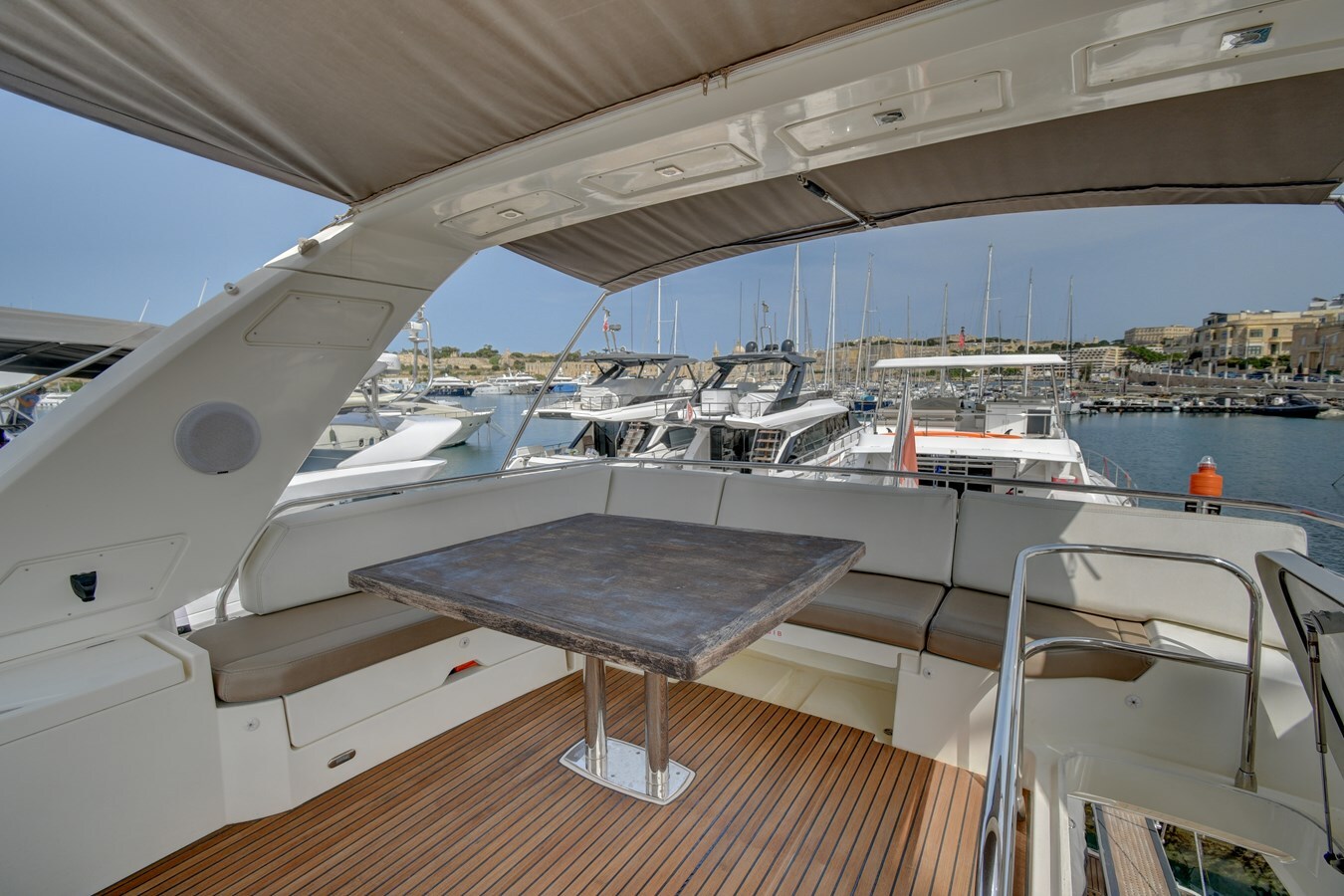 2015-prestige-62-c8066a