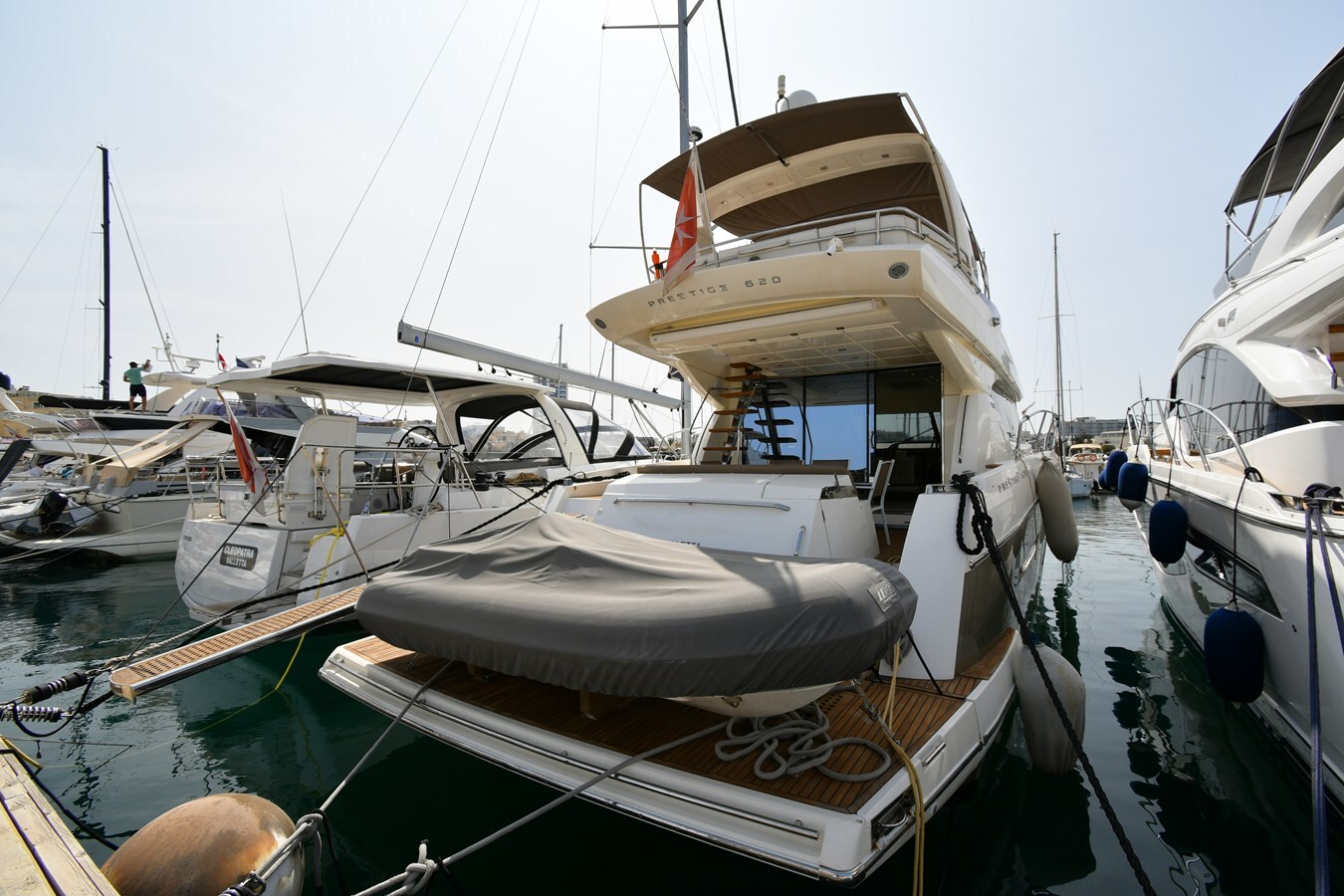 2015-prestige-62-c8066a