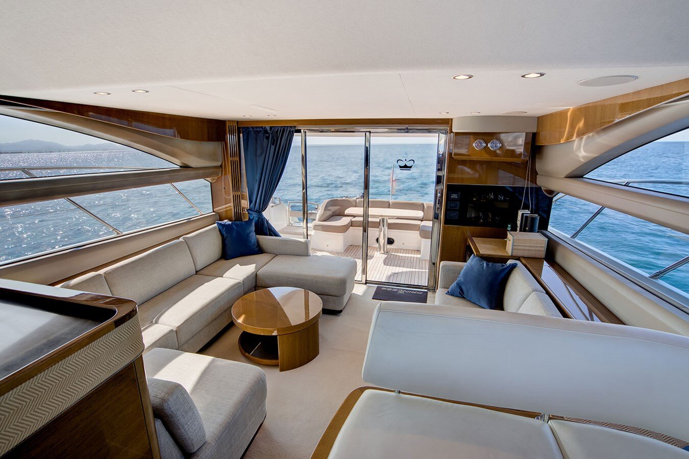 2015-princess-yachts-59-1-e3b2cb