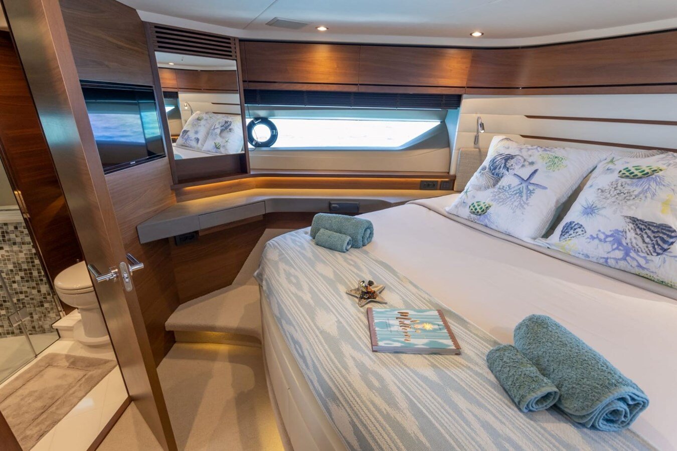 2015 PRINCESS YACHTS 69' 9