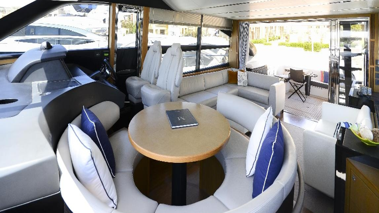 2015-princess-yachts-72-11-b35d60