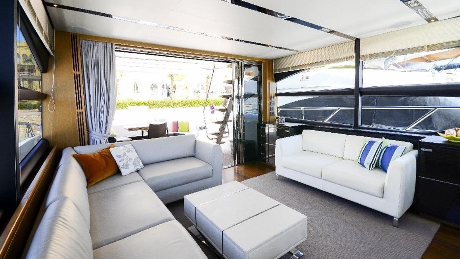 2015-princess-yachts-72-11-b35d60