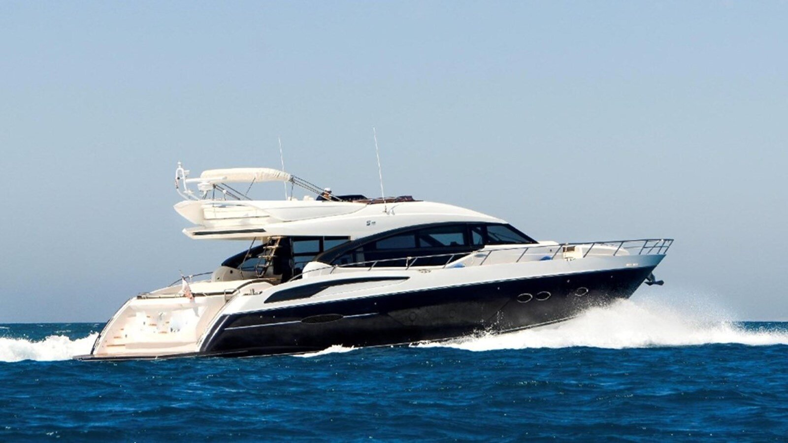 2015-princess-yachts-72-11-b35d60